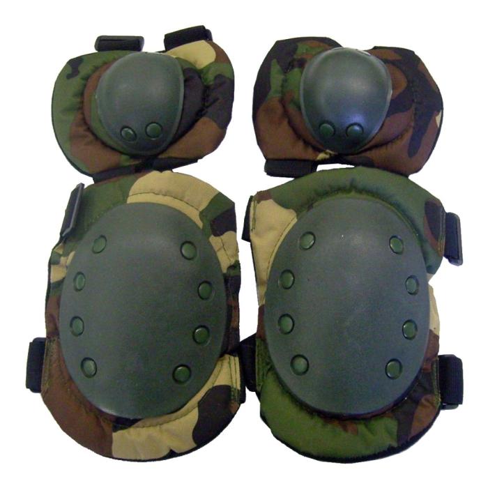 BLISTER KNEE AND ELBOW GUARDS WOODLAND